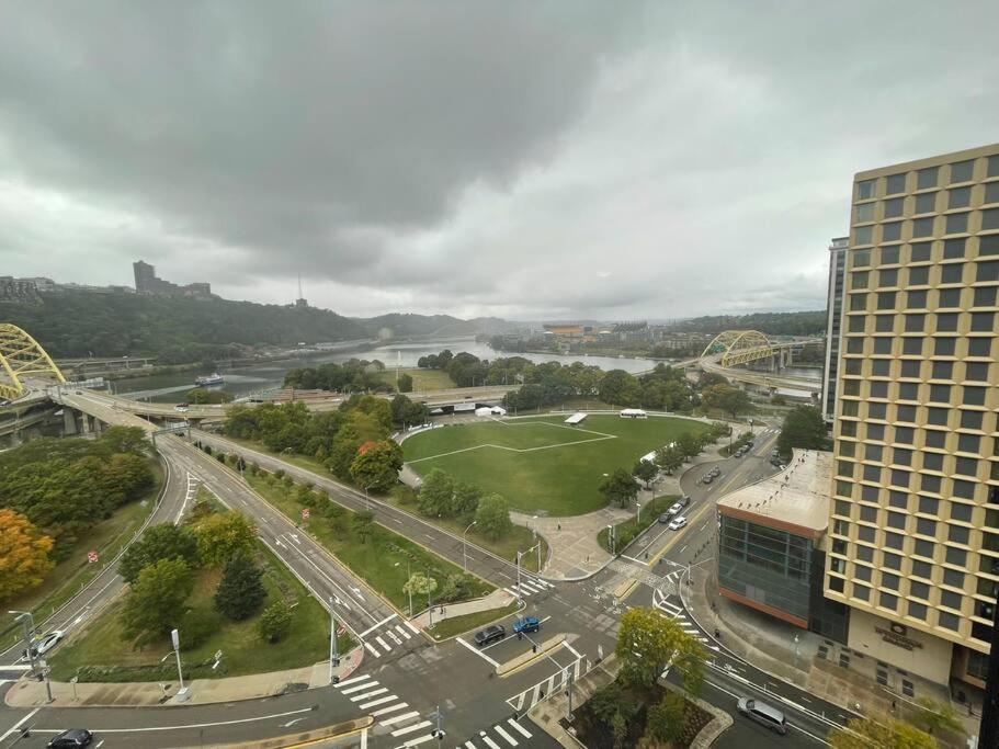 Apartamento Luxury At The Point Easy Access To And From Downtown 24-7 Parking Pittsburgh